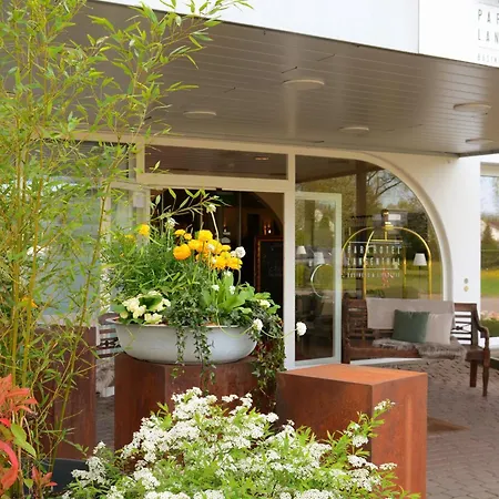 فندق Parkhotel 4*